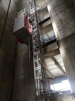 निर्माण 500m 96m/Min यात्री और सामग्री लिफ्ट लिफ्ट बेवल हेशियल गियरबॉक्स भारी शुल्क ऊंचाई लिफ्टर