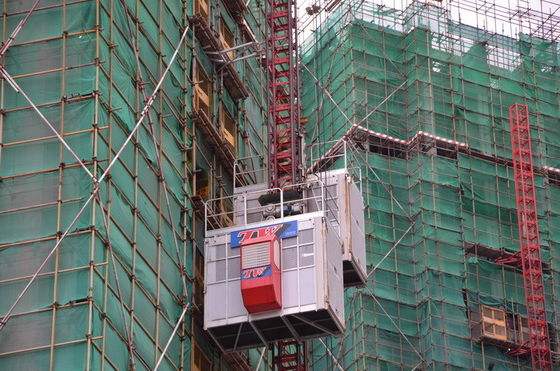 स्टील सिंगल केज 55kw यात्री लिफ्ट लिफ्ट निर्माण स्थल के लिए SC300