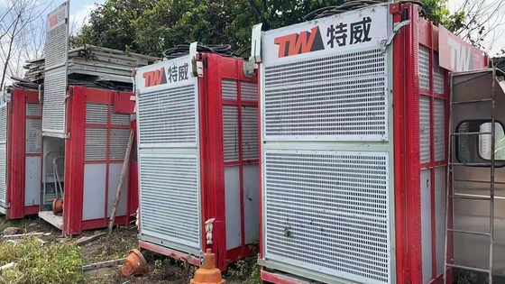 यात्री सामग्री 37kw बिल्डिंग निर्माण लिफ्ट बेवल हेशियल गियरबॉक्स/निर्माण निर्माण के लिए लिफ्ट